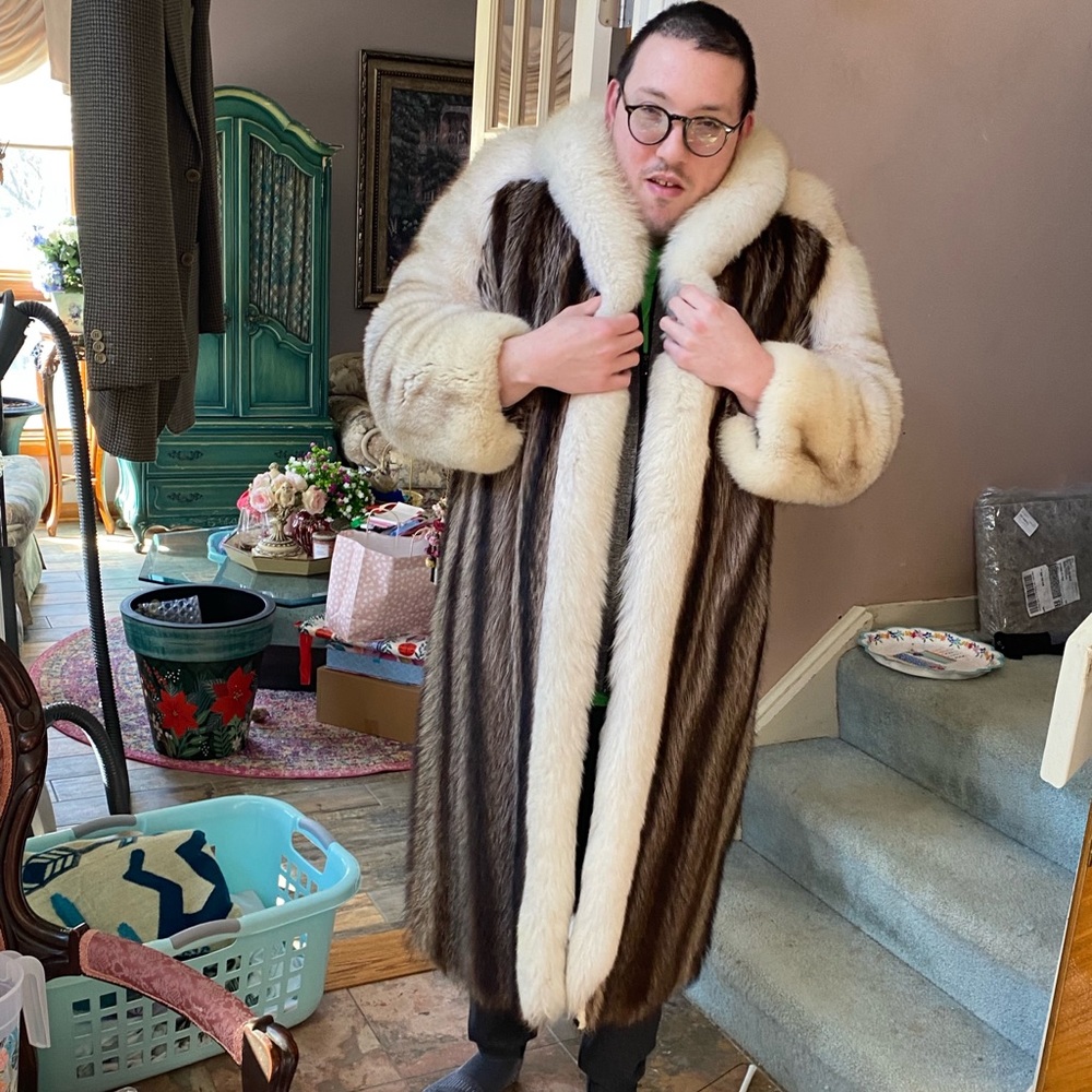 Vintage Full Length Fox Fur Coat - Picture 8 of 14